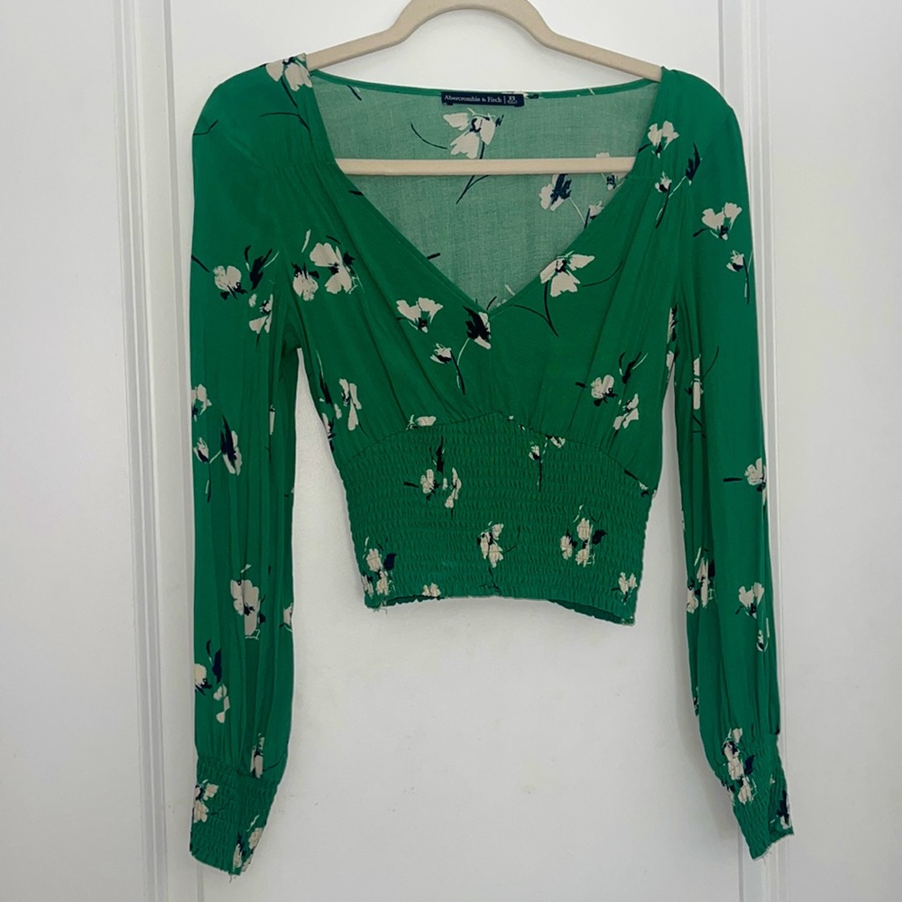 Green crop top